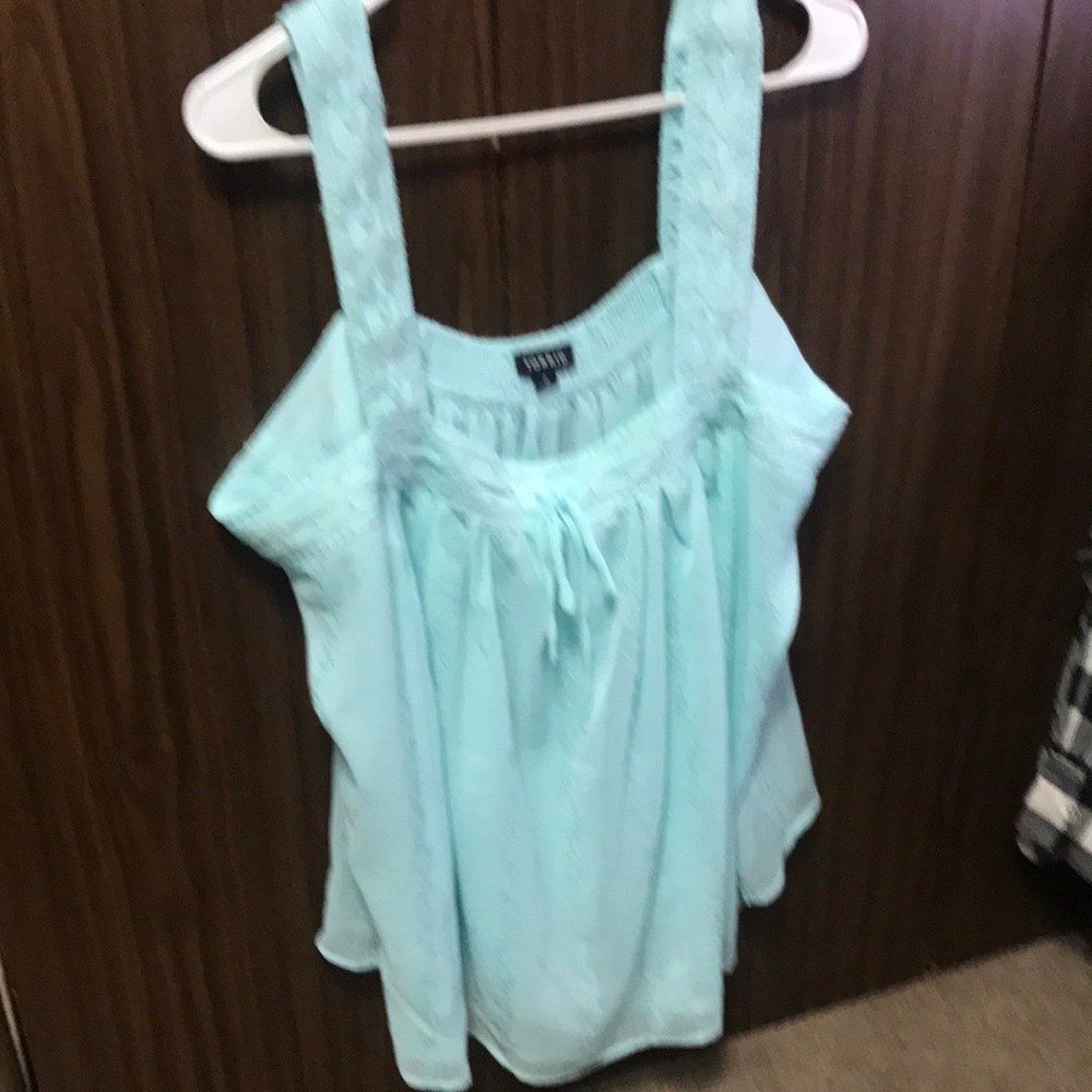 Beautiful sea foam green tank blouse